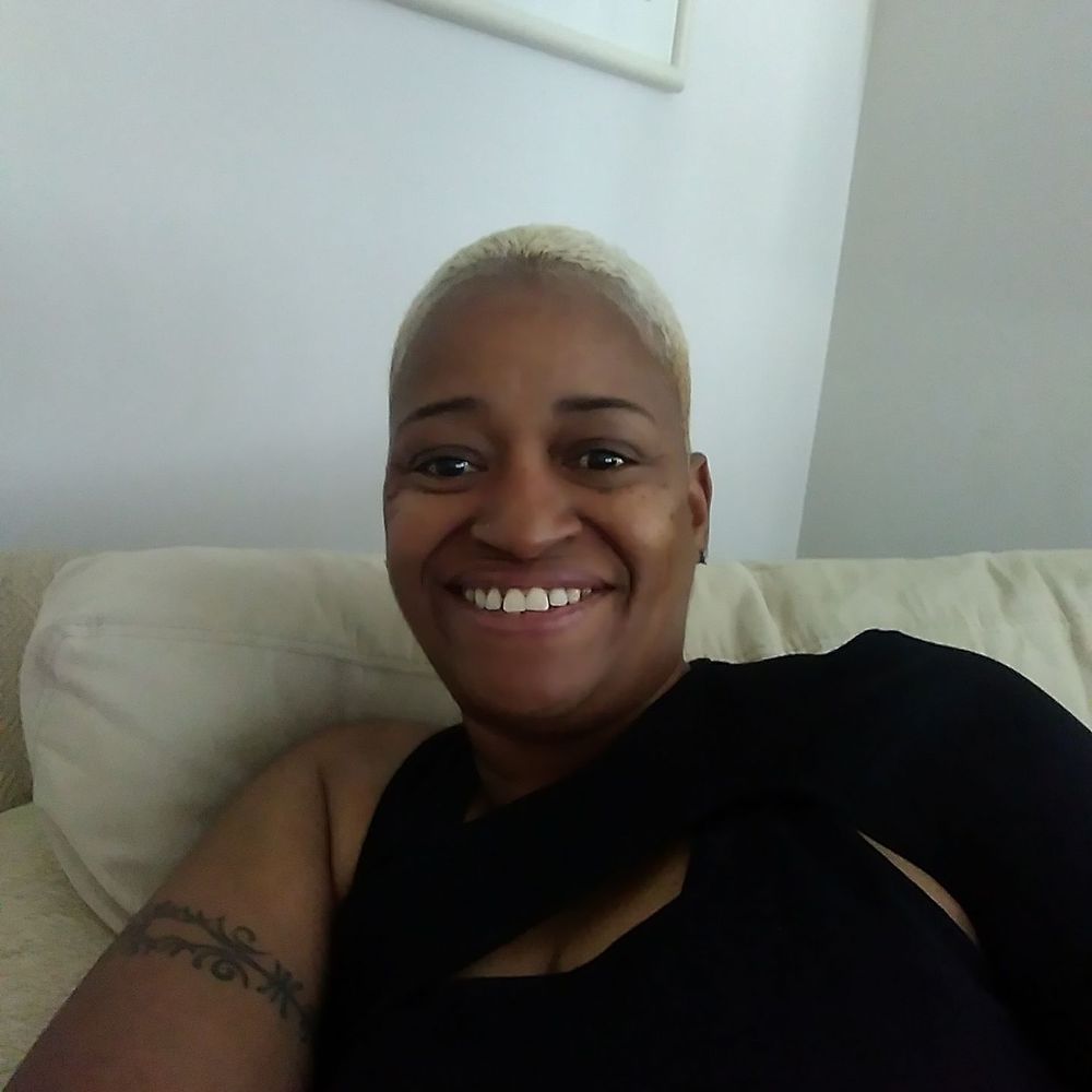 Meet your Posher, Carmen